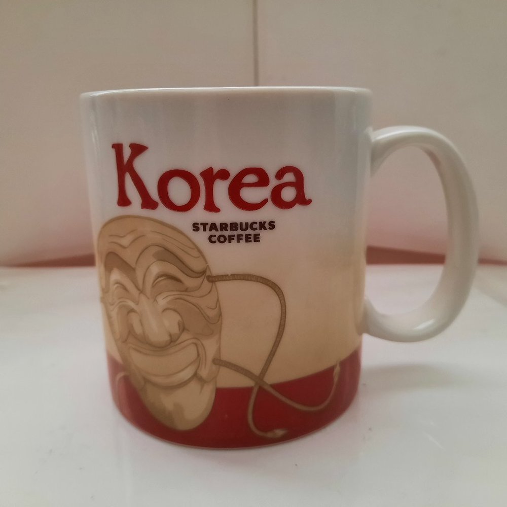 Starbucks Korea Coffee Mug 2011 16oz  excellent condition